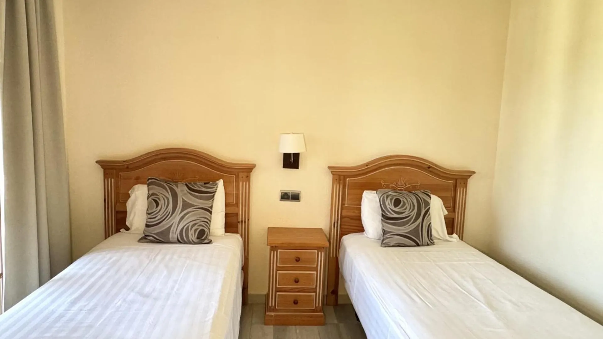 Macdonald Villacana Resort Estepona 0*,