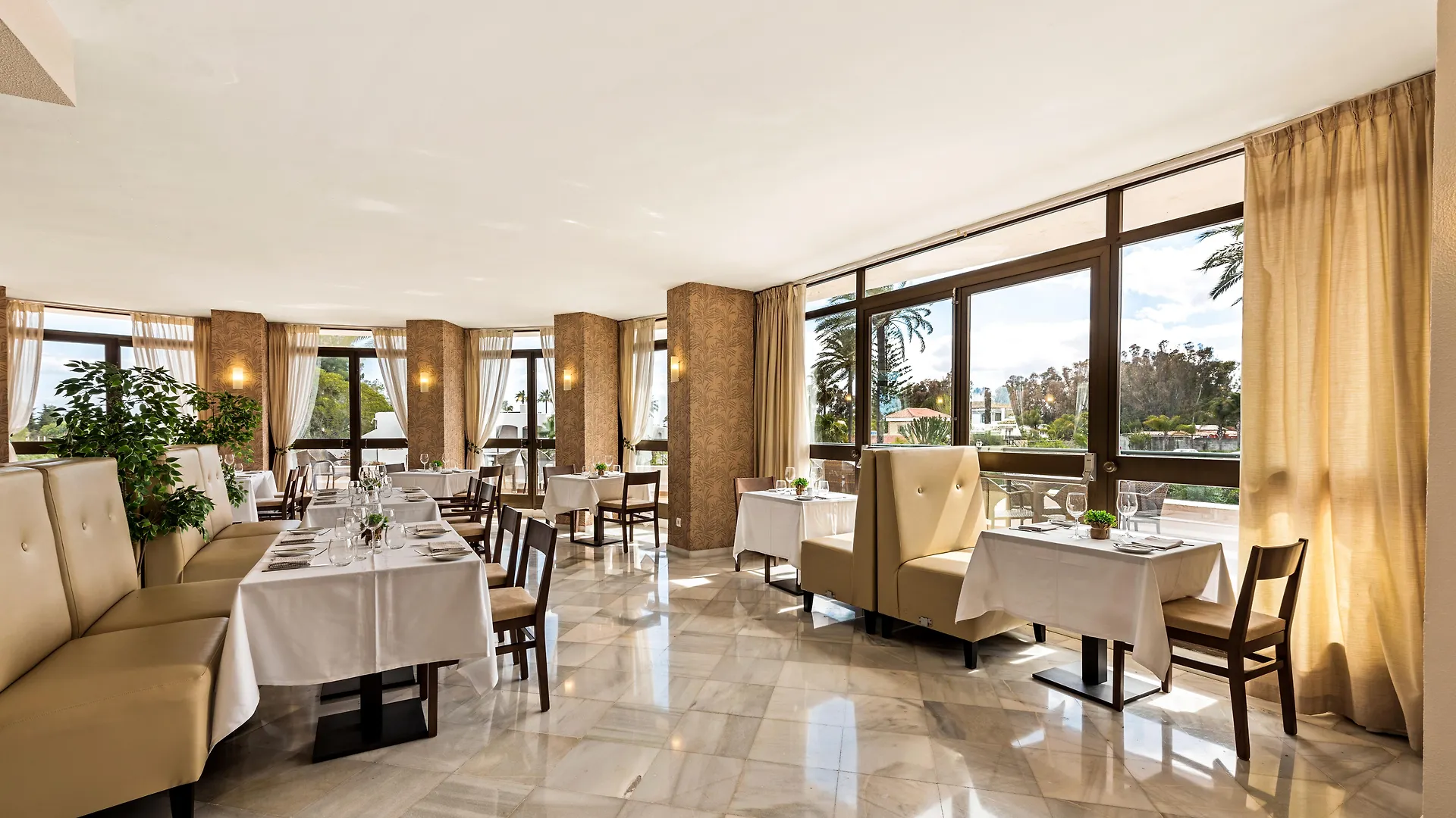 Apartamento Macdonald Villacana Resort Estepona