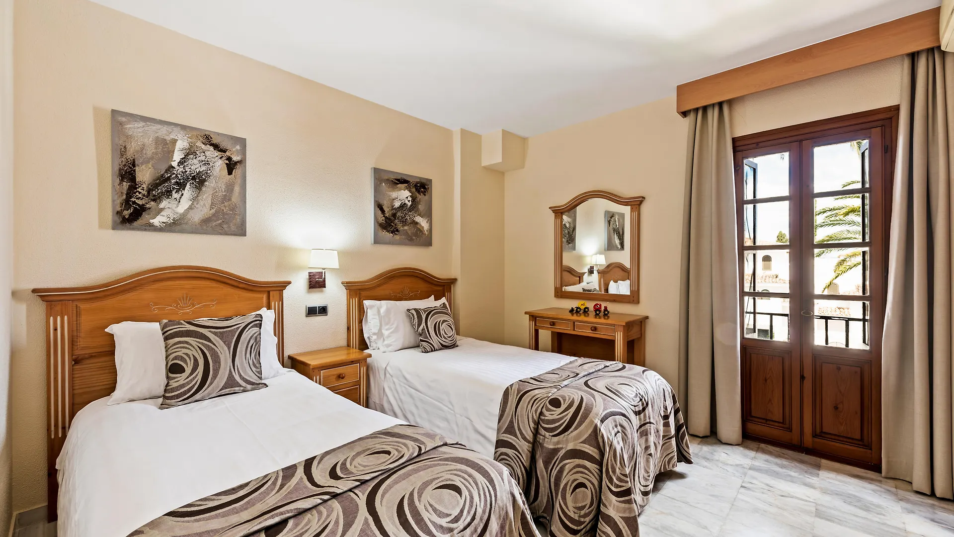 Apartment Macdonald Villacana Resort Estepona